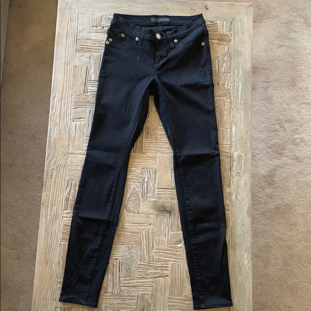 Rock & Republic Black skinnies